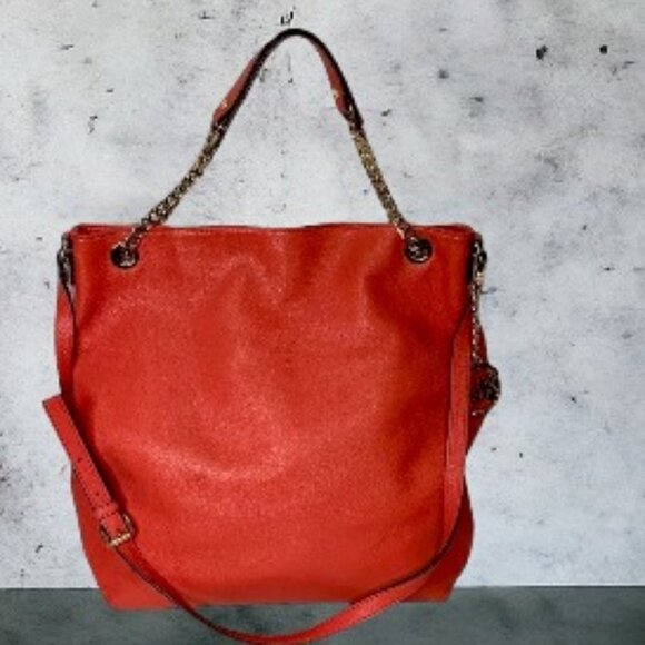 Michael Kors Red Pebbled Leather Oversized Shoulder Bag With Gold Chain Strap - Picture 4 of 11